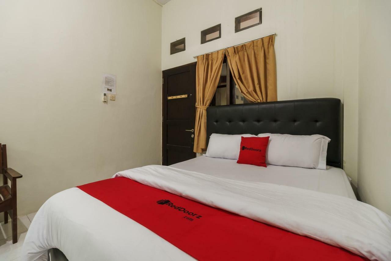 Reddoorz Syariah Near Fort Marlborough Bengkulu Kültér fotó